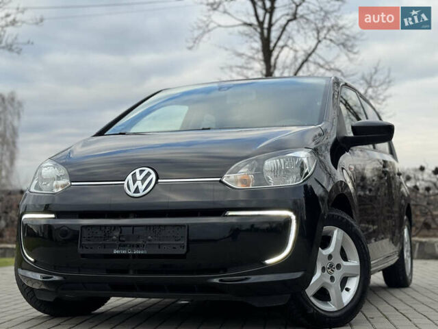 Черный Фольксваген Ап, объемом двигателя 0 л и пробегом 102 тыс. км за 6300 $, фото 3 на Automoto.ua