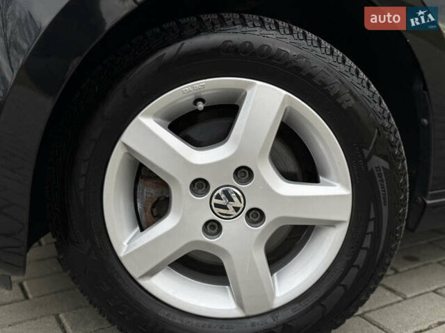Черный Фольксваген Ап, объемом двигателя 0 л и пробегом 102 тыс. км за 6300 $, фото 12 на Automoto.ua