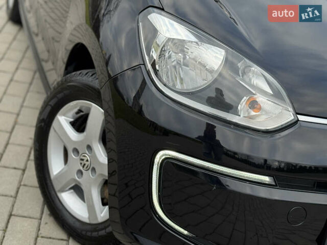 Черный Фольксваген Ап, объемом двигателя 0 л и пробегом 102 тыс. км за 6300 $, фото 4 на Automoto.ua