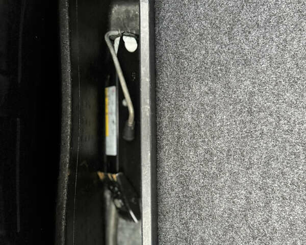 Черный Фольксваген Ап, объемом двигателя 0 л и пробегом 102 тыс. км за 6300 $, фото 10 на Automoto.ua