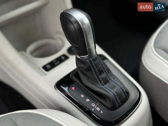 Черный Фольксваген Ап, объемом двигателя 0 л и пробегом 102 тыс. км за 6300 $, фото 41 на Automoto.ua