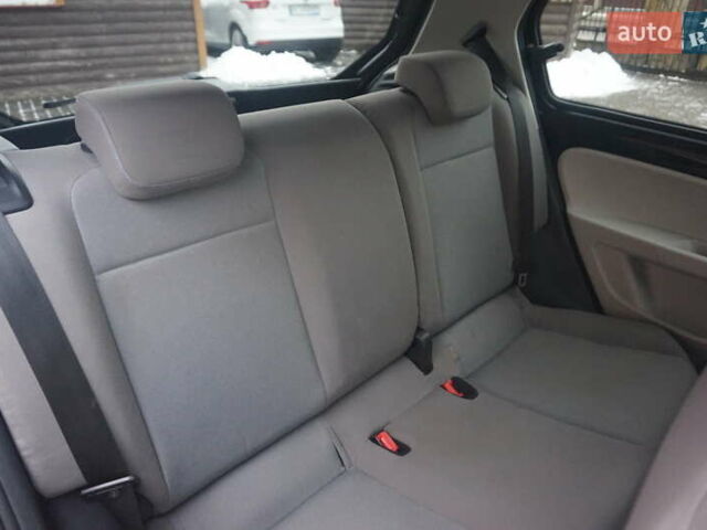 Чорний Фольксваген Ап, об'ємом двигуна 0 л та пробігом 148 тис. км за 5888 $, фото 42 на Automoto.ua