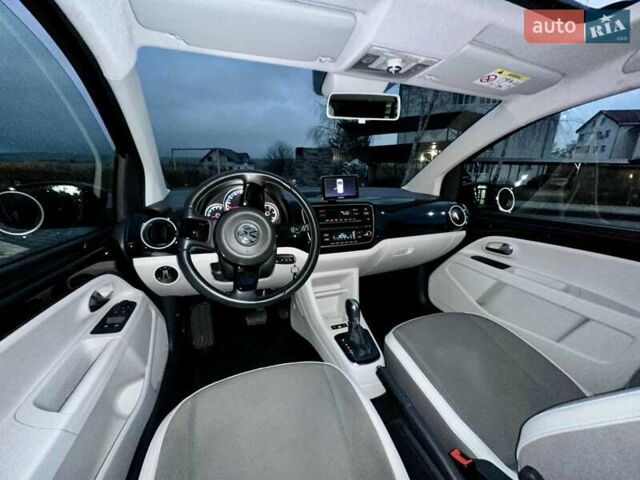 Черный Фольксваген Ап, объемом двигателя 0 л и пробегом 57 тыс. км за 6800 $, фото 9 на Automoto.ua