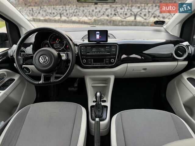 Черный Фольксваген Ап, объемом двигателя 0 л и пробегом 102 тыс. км за 6300 $, фото 22 на Automoto.ua