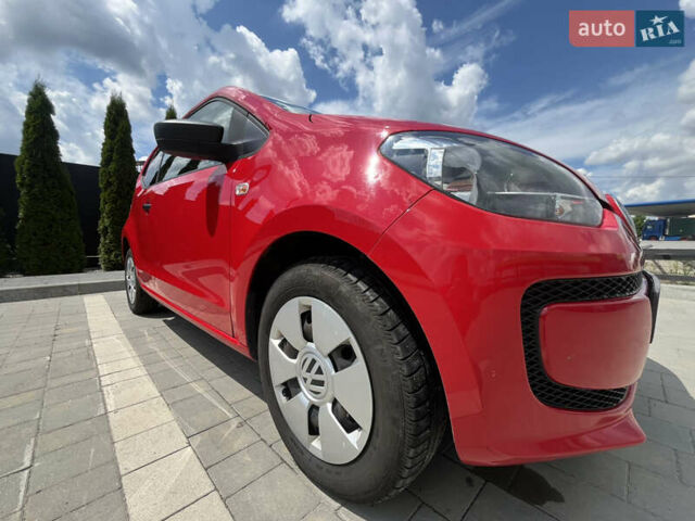 Красный Фольксваген Ап, объемом двигателя 1 л и пробегом 266 тыс. км за 5200 $, фото 16 на Automoto.ua