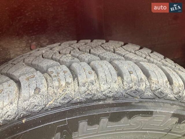 Фольксваген Ап 2013 в Львове на Automoto.ua Красный Фольксваген Ап, объемом двигателя 1 л и пробегом 135 тыс. км за 8183 $, фото 15 на Automoto.ua