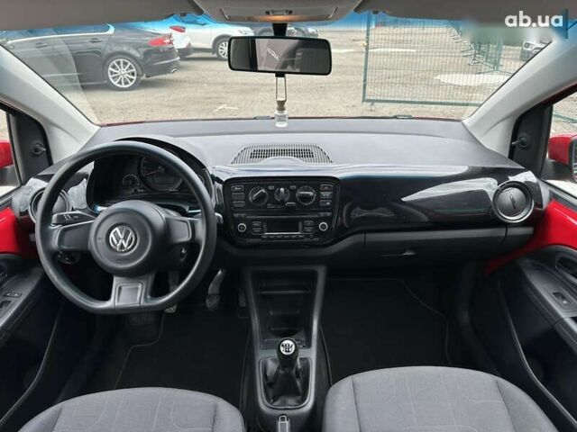 Фольксваген Ап 2013 в Киеве на Automoto.ua Фольксваген Ап, объемом двигателя 1 л и пробегом 147 тыс. км за 5200 $, фото 11 на Automoto.ua