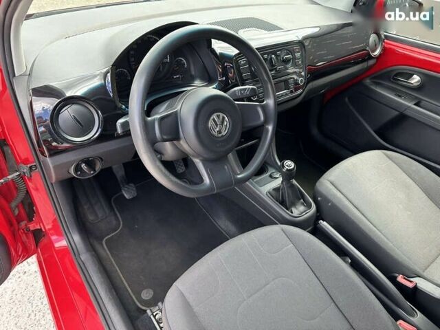 Фольксваген Ап 2013 в Киеве на Automoto.ua Фольксваген Ап, объемом двигателя 1 л и пробегом 147 тыс. км за 5200 $, фото 6 на Automoto.ua