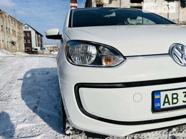 Фольксваген Ап, об'ємом двигуна 0 л та пробігом 119 тис. км за 7999 $, фото 6 на Automoto.ua