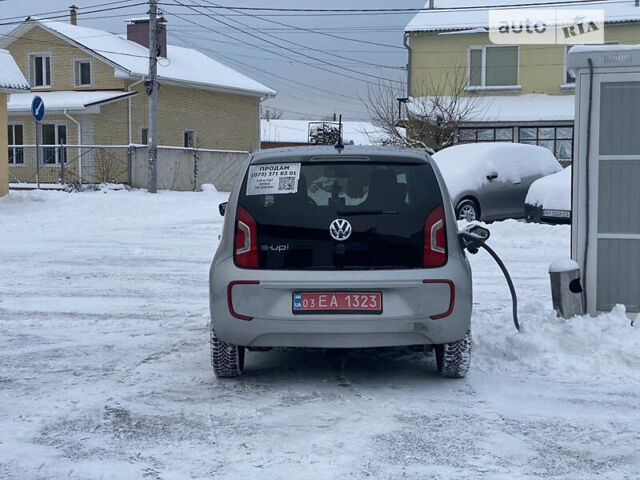 Фольксваген Ап, об'ємом двигуна 0 л та пробігом 110 тис. км за 8000 $, фото 5 на Automoto.ua