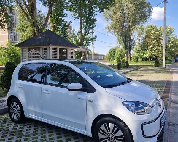 Фольксваген Ап, объемом двигателя 0 л и пробегом 105 тыс. км за 6900 $, фото 12 на Automoto.ua