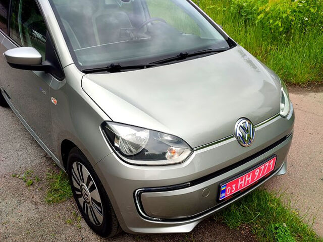 Фольксваген Ап, объемом двигателя 60 л и пробегом 89 тыс. км за 7300 $, фото 12 на Automoto.ua