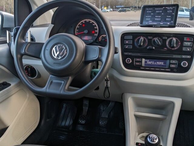 Серый Фольксваген Ап, объемом двигателя 1 л и пробегом 108 тыс. км за 7700 $, фото 1 на Automoto.ua