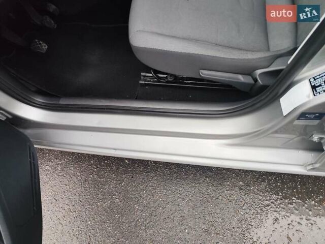 Серый Фольксваген Ап, объемом двигателя 1 л и пробегом 151 тыс. км за 6250 $, фото 51 на Automoto.ua