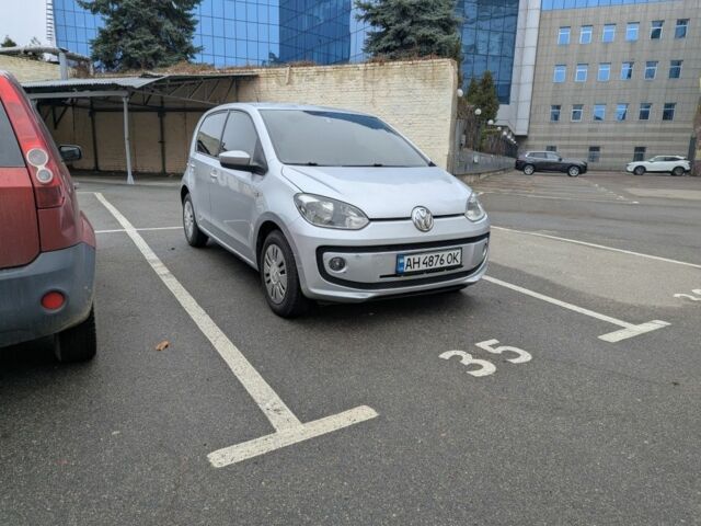 Серый Фольксваген Ап, объемом двигателя 1 л и пробегом 108 тыс. км за 7700 $, фото 3 на Automoto.ua