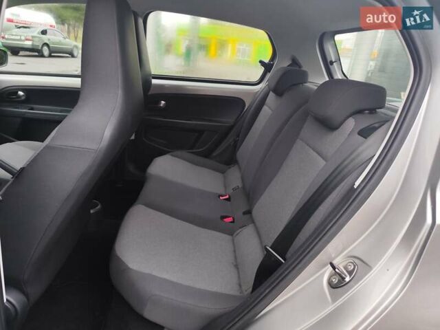 Серый Фольксваген Ап, объемом двигателя 1 л и пробегом 151 тыс. км за 6250 $, фото 28 на Automoto.ua