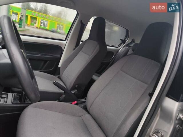 Серый Фольксваген Ап, объемом двигателя 1 л и пробегом 151 тыс. км за 6250 $, фото 23 на Automoto.ua