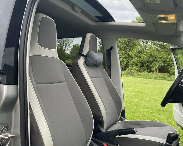 Сірий Фольксваген Ап, об'ємом двигуна 0 л та пробігом 103 тис. км за 6500 $, фото 1 на Automoto.ua