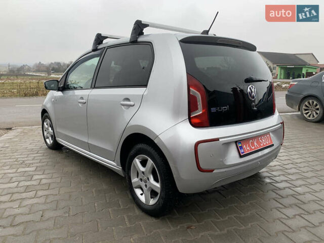 Серый Фольксваген Ап, объемом двигателя 0 л и пробегом 184 тыс. км за 5250 $, фото 4 на Automoto.ua