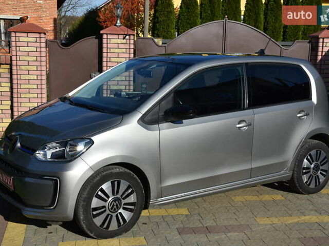 Сірий Фольксваген Ап, об'ємом двигуна 0 л та пробігом 100 тис. км за 10900 $, фото 12 на Automoto.ua
