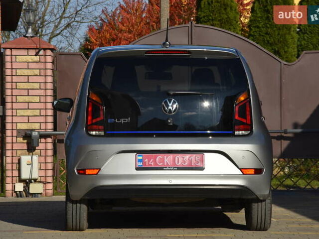 Сірий Фольксваген Ап, об'ємом двигуна 0 л та пробігом 100 тис. км за 10900 $, фото 50 на Automoto.ua