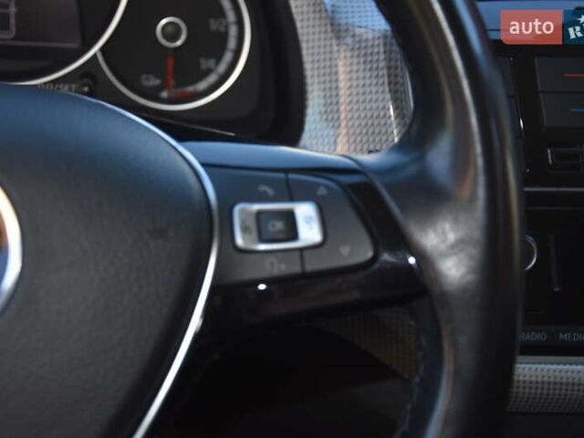 Сірий Фольксваген Ап, об'ємом двигуна 0 л та пробігом 100 тис. км за 10900 $, фото 29 на Automoto.ua