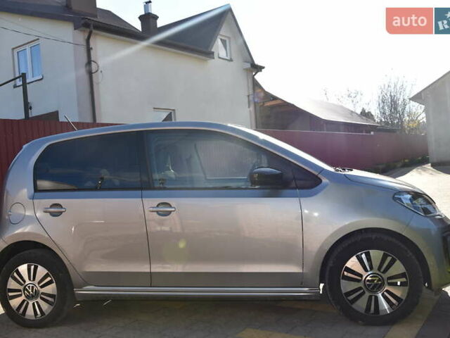 Сірий Фольксваген Ап, об'ємом двигуна 0 л та пробігом 100 тис. км за 10900 $, фото 13 на Automoto.ua