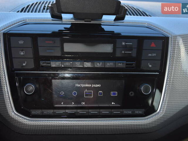 Сірий Фольксваген Ап, об'ємом двигуна 0 л та пробігом 100 тис. км за 10900 $, фото 35 на Automoto.ua