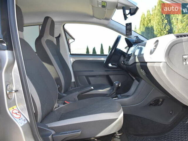 Сірий Фольксваген Ап, об'ємом двигуна 0 л та пробігом 100 тис. км за 10900 $, фото 18 на Automoto.ua