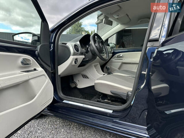 Синій Фольксваген Ап, об'ємом двигуна 0 л та пробігом 74 тис. км за 6100 $, фото 6 на Automoto.ua