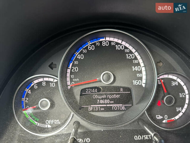 Синій Фольксваген Ап, об'ємом двигуна 0 л та пробігом 74 тис. км за 6100 $, фото 8 на Automoto.ua