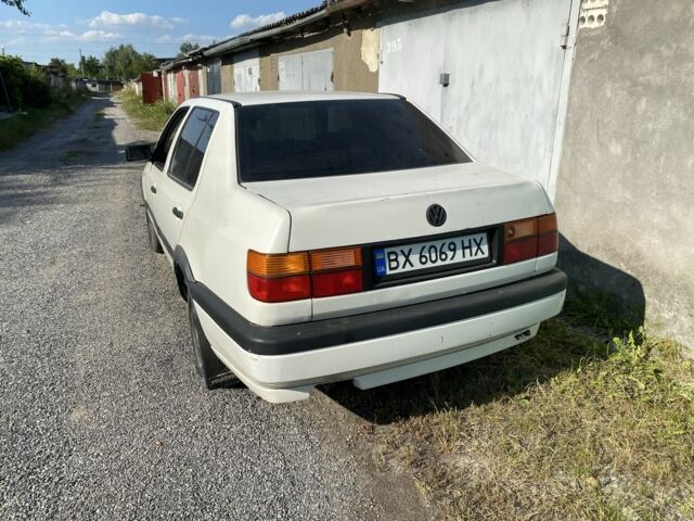 Белый Фольксваген Венто, объемом двигателя 1.8 л и пробегом 250 тыс. км за 1799 $, фото 2 на Automoto.ua