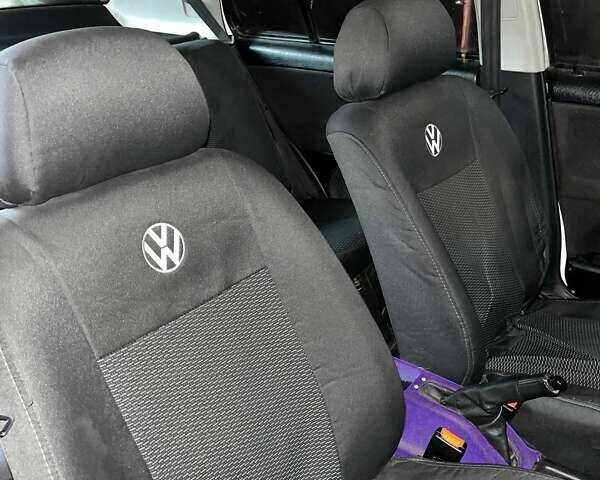 Белый Фольксваген Венто, объемом двигателя 1.78 л и пробегом 380 тыс. км за 2500 $, фото 3 на Automoto.ua