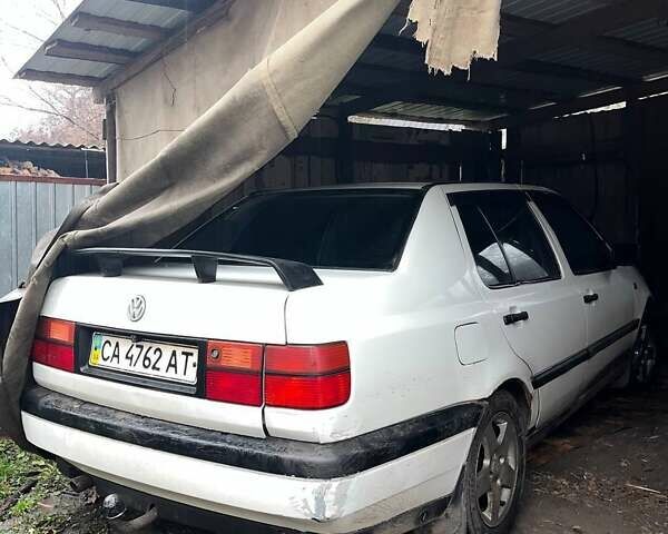 Белый Фольксваген Венто, объемом двигателя 1.78 л и пробегом 380 тыс. км за 2500 $, фото 8 на Automoto.ua