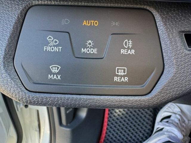 Білий Фольксваген Венто, об'ємом двигуна 0 л та пробігом 53 тис. км за 24000 $, фото 7 на Automoto.ua