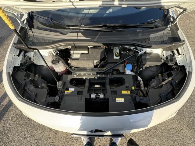 Білий Фольксваген Венто, об'ємом двигуна 0 л та пробігом 53 тис. км за 24000 $, фото 5 на Automoto.ua