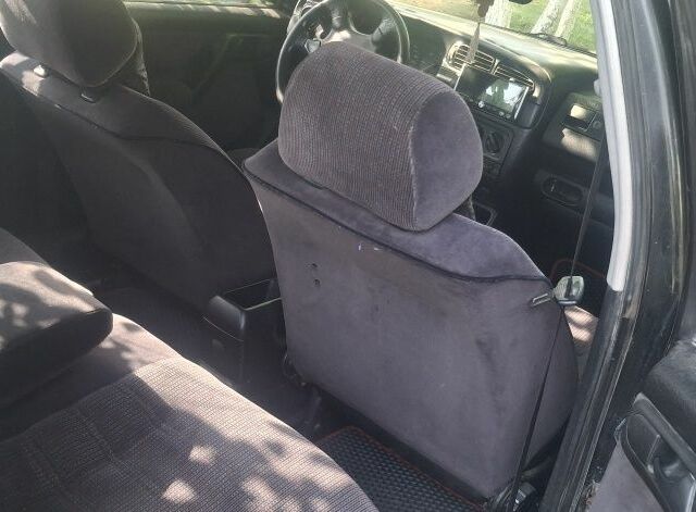 Фольксваген Венто 1993 в Черновцах на Automoto.ua Черный Фольксваген Венто, объемом двигателя 1.9 л и пробегом 90 тыс. км за 2442 $, фото 9 на Automoto.ua