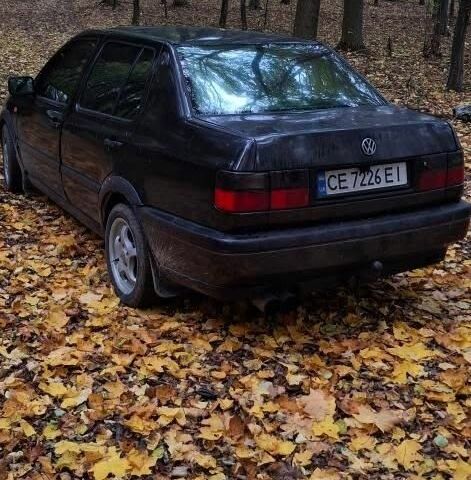 Черный Фольксваген Венто, объемом двигателя 1.9 л и пробегом 95 тыс. км за 2322 $, фото 6 на Automoto.ua