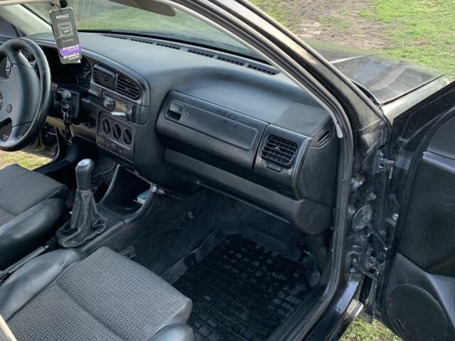 Черный Фольксваген Венто, объемом двигателя 1.8 л и пробегом 3 тыс. км за 1500 $, фото 5 на Automoto.ua