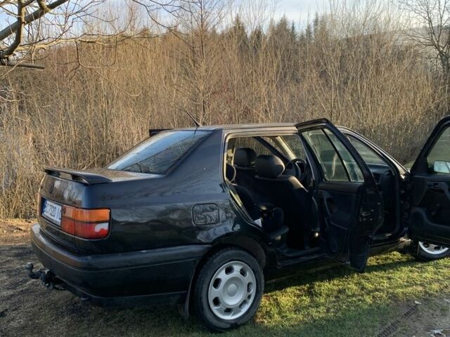 Черный Фольксваген Венто, объемом двигателя 1.8 л и пробегом 3 тыс. км за 1500 $, фото 14 на Automoto.ua