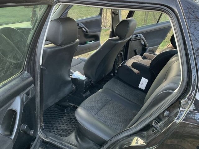 Черный Фольксваген Венто, объемом двигателя 1.8 л и пробегом 3 тыс. км за 1500 $, фото 4 на Automoto.ua