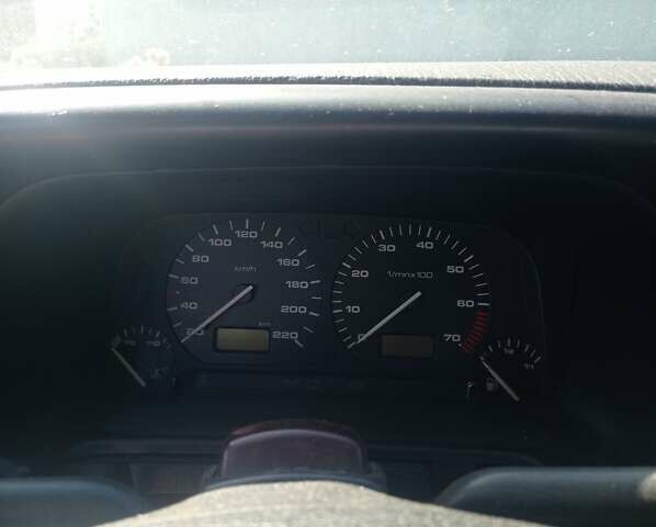 Фиолетовый Фольксваген Венто, объемом двигателя 1.78 л и пробегом 350 тыс. км за 1000 $, фото 1 на Automoto.ua