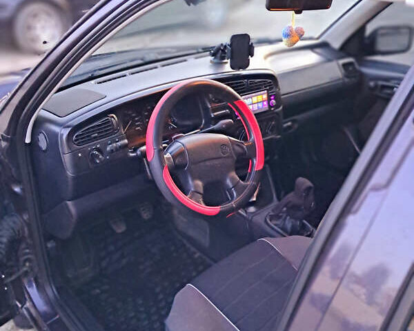 Фиолетовый Фольксваген Венто, объемом двигателя 1.78 л и пробегом 107 тыс. км за 2200 $, фото 4 на Automoto.ua