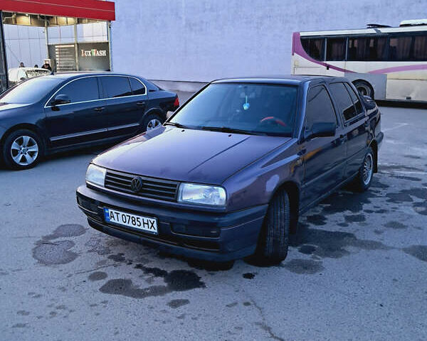 Фиолетовый Фольксваген Венто, объемом двигателя 1.78 л и пробегом 107 тыс. км за 2200 $, фото 6 на Automoto.ua