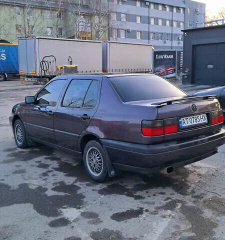 Фиолетовый Фольксваген Венто, объемом двигателя 1.78 л и пробегом 107 тыс. км за 2200 $, фото 2 на Automoto.ua