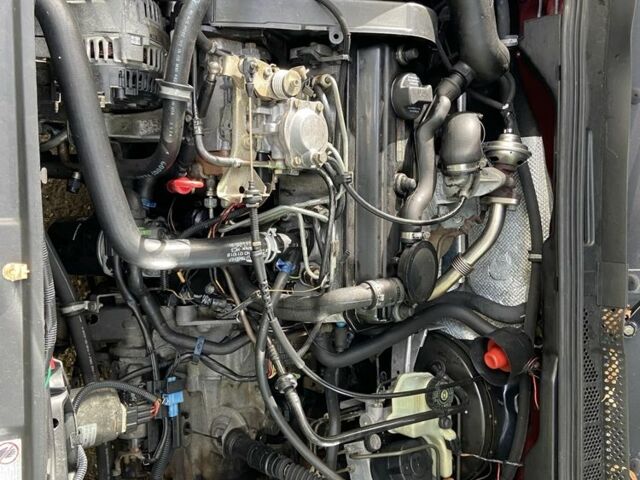 Красный Фольксваген Венто, объемом двигателя 1.9 л и пробегом 230 тыс. км за 2100 $, фото 15 на Automoto.ua