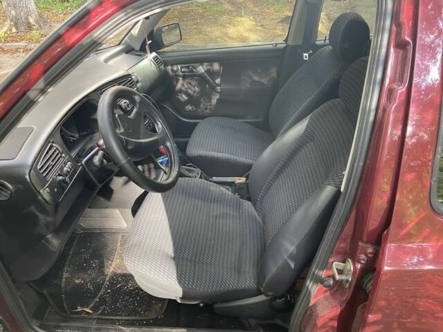 Красный Фольксваген Венто, объемом двигателя 1.9 л и пробегом 230 тыс. км за 2100 $, фото 8 на Automoto.ua