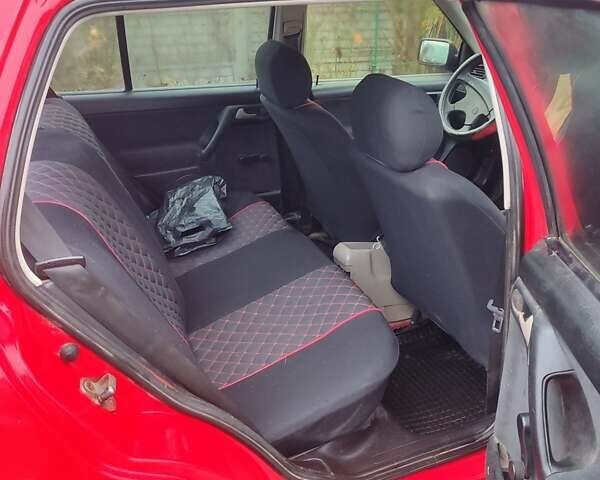 Красный Фольксваген Венто, объемом двигателя 1.8 л и пробегом 485 тыс. км за 2600 $, фото 4 на Automoto.ua