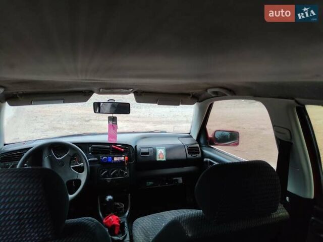 Красный Фольксваген Венто, объемом двигателя 1.8 л и пробегом 510 тыс. км за 1600 $, фото 7 на Automoto.ua