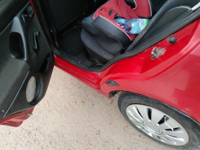 Червоний Фольксваген Венто, об'ємом двигуна 1.8 л та пробігом 510 тис. км за 2500 $, фото 6 на Automoto.ua